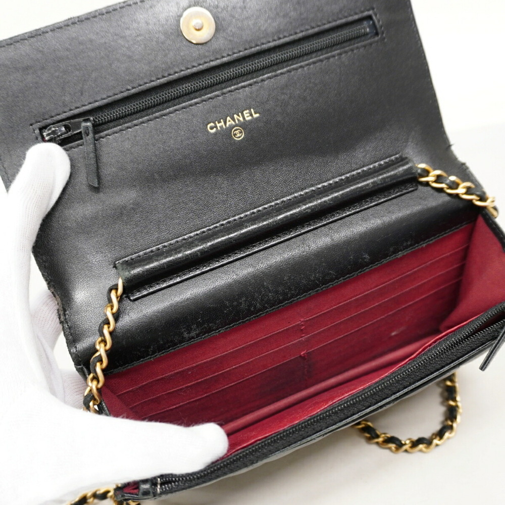CHANEL Black Lambskin Leather Wallet - Picture 4 of 11